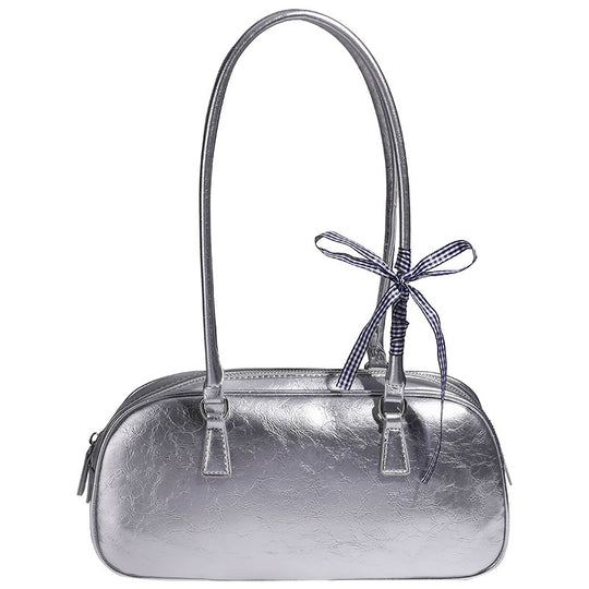 Damen Clutch mit glänzender Oberflächenstruktur und dekorativem Schleifenakzent Nord Taschen