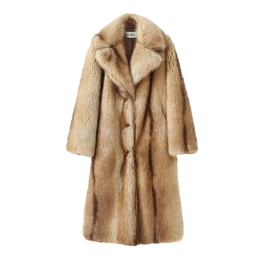 Damen langer luxuriöser Pelzmantel mit weitem Revers und verdeckter Knopfleiste Nord Taschen