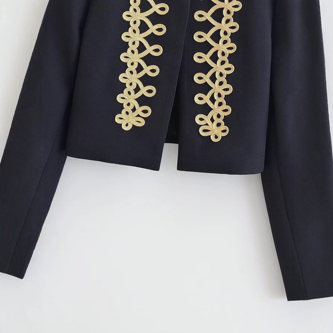 Damen Kurze Militärjacke mit goldverzierter Kordelapplikation Nord Taschen