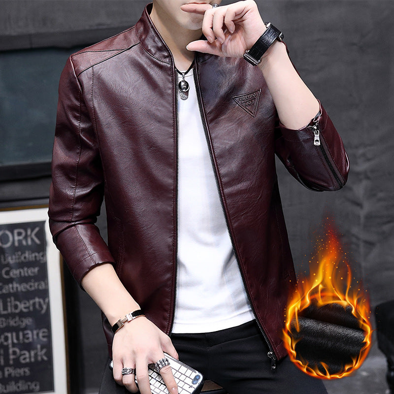 Herren Slim-Fit Kunstleder-Motojacke mit Stehkragen, Zipper-Ärmeln und minimalistischer Logo‑Applikation Nord Taschen