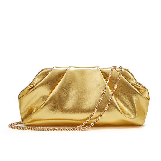 Damen Clutch-Tasche mit eleganter Faltoptik und feiner Kettenverzierung Nord Taschen