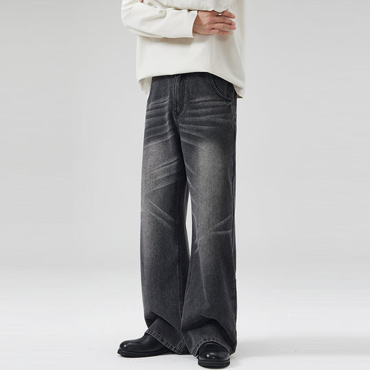 Herren Weite Denim-Jeans im Retro-Workwear-Look mit markanten Whisker- und Faltenakzenten Nord Taschen
