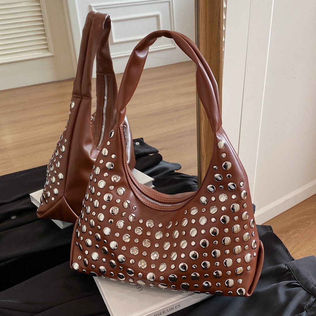 Damen Hobo-Tasche aus hochwertigem Kunstleder mit funkelnden Metallnieten Nord Taschen