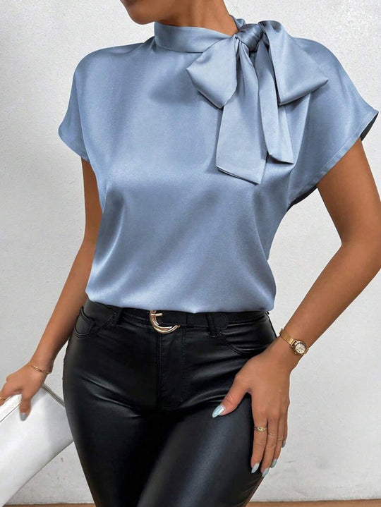 Damen Elegantes Satinoberteil mit Schleife