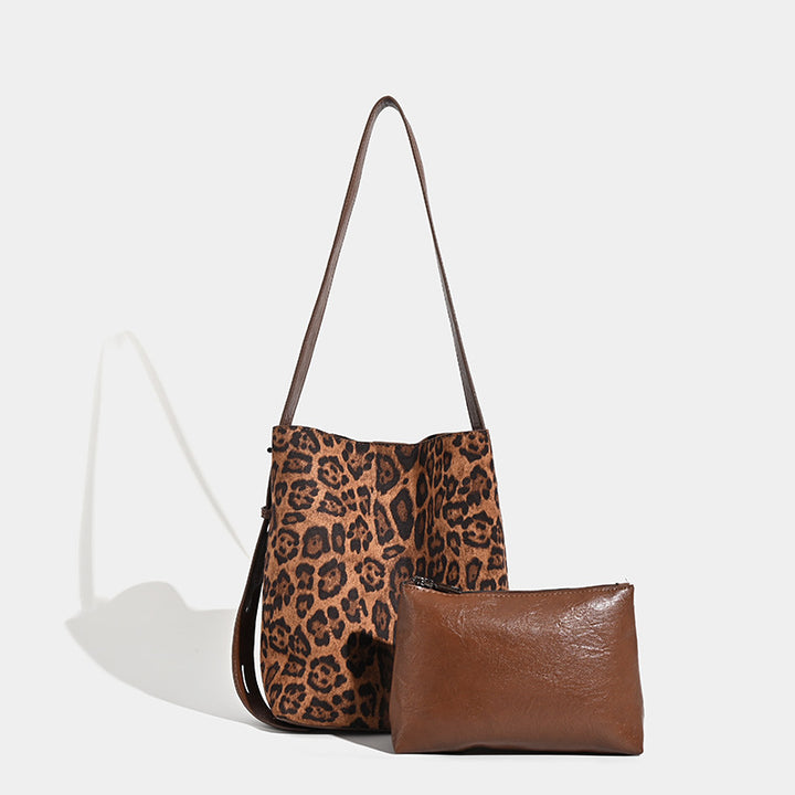 Damen Umhängetasche aus weichem Wildleder Nord Taschen