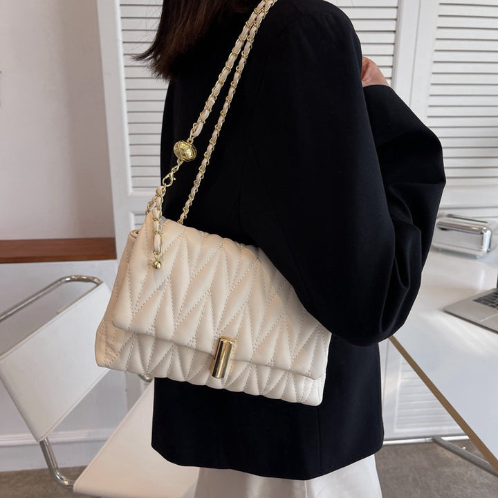 Damen elegante Umhängetasche mit Steppdesign und goldenen Akzenten Nord Taschen