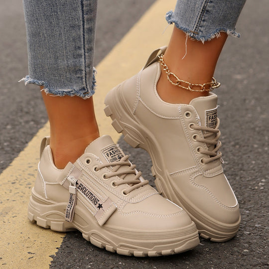 Damen Plateau‑Chunky‑Sneaker mit robuster Profilsohle, Zipper‑Detail und gepolstertem Komfortfußbett Nord Taschen