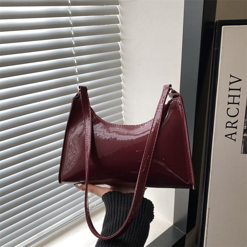 Damen elegante Handtasche im modernen Hochglanzdesign Nord Taschen