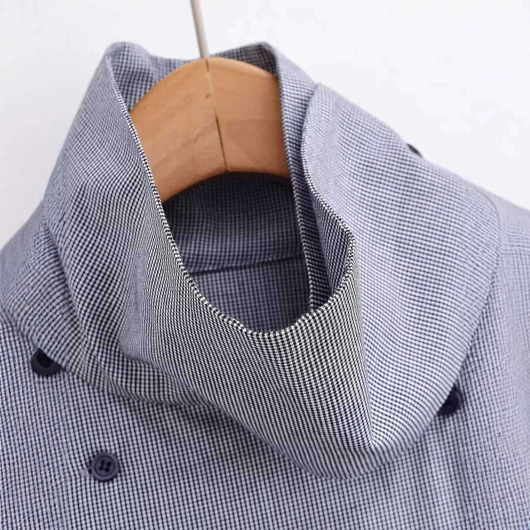 Damen leichte Oversize-Hemdjacke mit hohem Funnelkragen und asymmetrischer Knopfleiste Nord Taschen