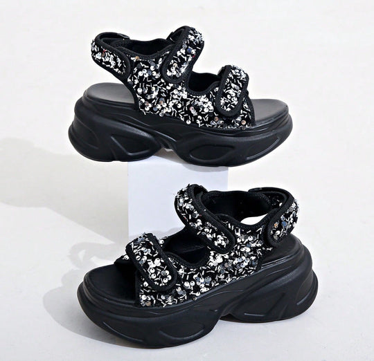 Damen Plateau-Sandalen mit verziertem Riemen und komfortabler Sohle Nord Taschen