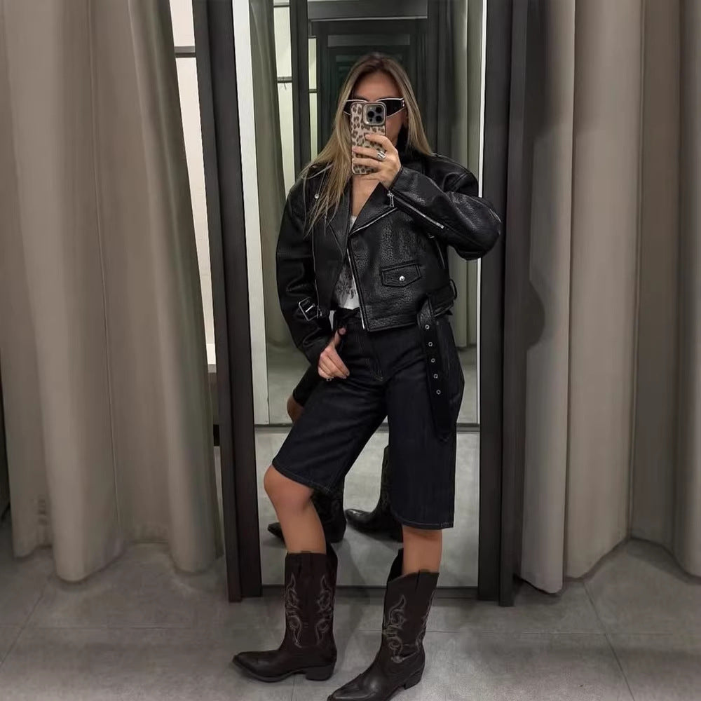 Damen Kurze strukturierte Bikerjacke aus Lederimitat Nord Taschen