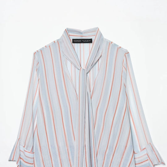 Damen Leichte Chiffonbluse mit Schluppe, Volant-Saum und ausgestellten Trompetenärmeln Nord Taschen