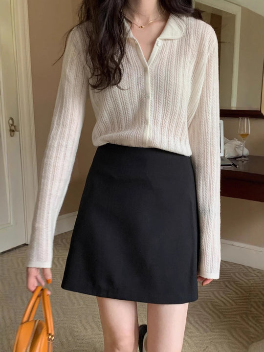 Damen Leichter Ajourstrick-Knopfccardigan mit Hemdkragen und feiner Zopfmusterstruktur Nord Taschen