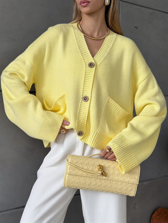 Strickjacke Damen lässig mit Knopfverschluss und großen Taschen