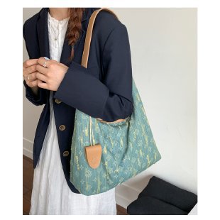 Damen lässige Hobo-Tasche mit einem ergonomischen Design Nord Taschen