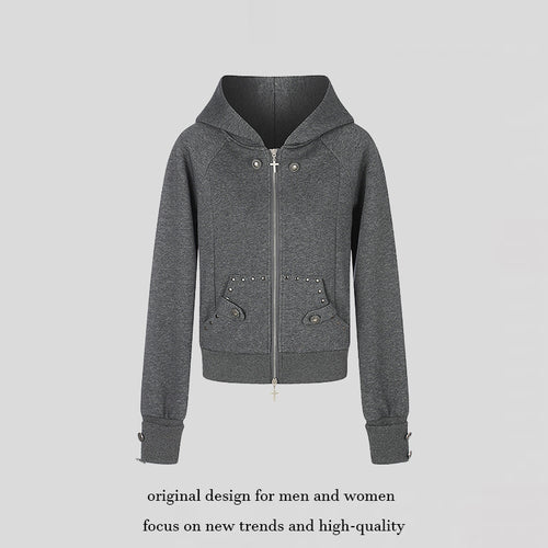 Damen taillierte Kapuzen‑Sweatjacke mit Frontreißverschluss, Nietenbesatz und Taschenapplikation Nord Taschen