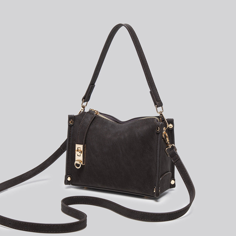 Damen Schultertasche mit strukturiertem Kunstleder und luxuriösem Goldakzent Nord Taschen