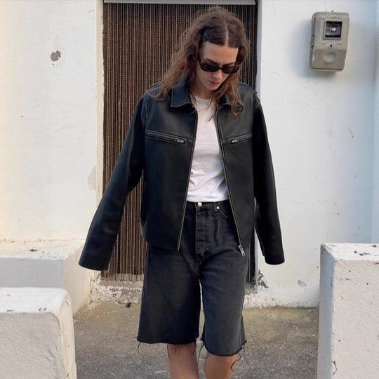 Damen Boxy-Lederimitatjacke mit zweifachem Reißverschluss und Brustzippern Nord Taschen