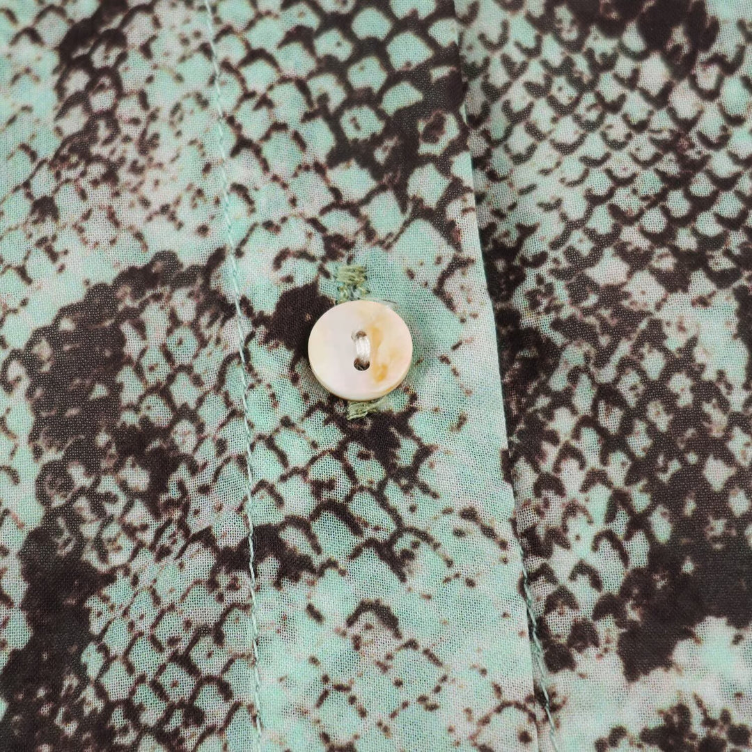 Damen Bluse mit Wasserfall-Schalkragen und Schlangenprint Nord Taschen