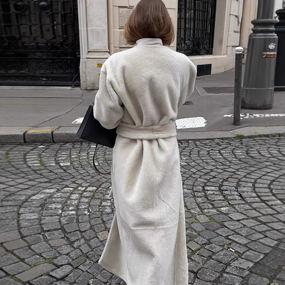 Damen Maxilanger Oversize-Teddymantel mit minimalistischem Stehkragen und verdeckter Druckknopfleiste Nord Taschen