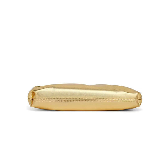 Damen elegante Clutch-Tasche mit goldener Metalloberfläche und modischem Kettenhenkel Nord Taschen