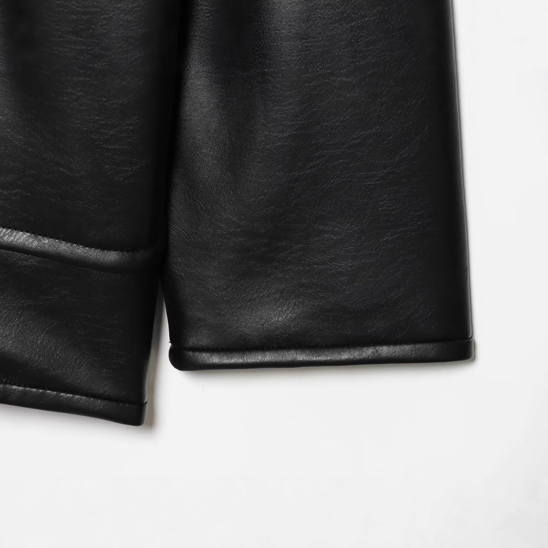 Damen Oversize Kunstlederjacke mit kinesi‑inspirierten Kordelverschlüssen Nord Taschen