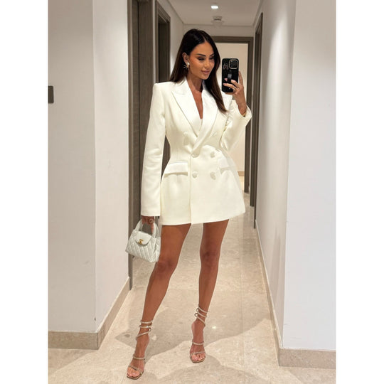 Damen Doppelreihiges Blazer-Kleid mit taillierter Silhouette und strukturierten Schultern Nord Taschen