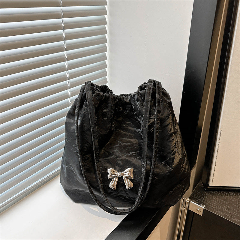 Damen praktische Tragetasche mit elegantem Schleifenakzent Nord Taschen