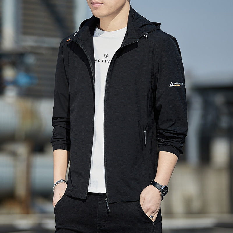Herren Ultraleichte Wind- und Regenjacke mit Kapuze, Packfunktion und Reißverschlusstaschen Nord Taschen