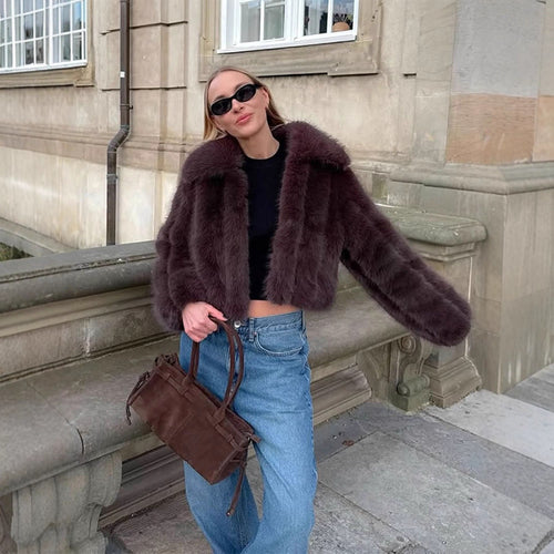 Damen Kurze Cropped-Kunstpelzjacke mit voluminösem Schalkragen und kastiger Silhouette Nord Taschen