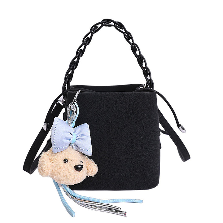 Damen modische Bucket-Handtasche mit niedlichem Anhänger Nord Taschen