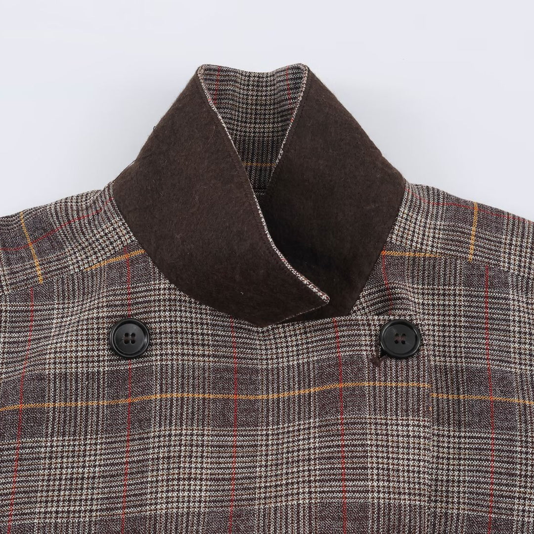 Damen Kurze Doppelreihige Taillierte Karo-Jacke mit Stehkragen und Taillenriegeln Nord Taschen
