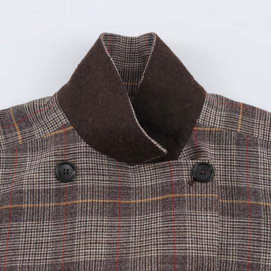 Damen Kurze Doppelreihige Taillierte Karo-Jacke mit Stehkragen und Taillenriegeln Nord Taschen