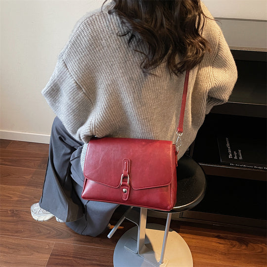 Damen elegante Umhängetasche mit luxuriösem Lederfinish und praktischen Fächern Nord Taschen