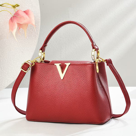 Damen stilvolle Handtasche mit goldenen Akzenten und verstellbarem Schulterriemen Nord Taschen