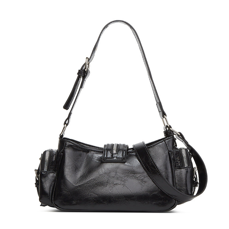 Damen Schultertasche mit exklusivem Nieten-Design und funktionalen Fächern Nord Taschen