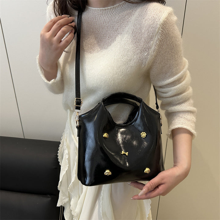 Damen Modische Handtasche mit goldenen Details Nord Taschen