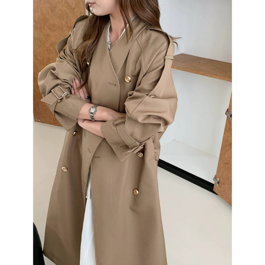 Damen Lang geschnittener Trenchcoat mit doppelreihiger Knopfleiste und verstellbaren Ärmelriegeln Nord Taschen