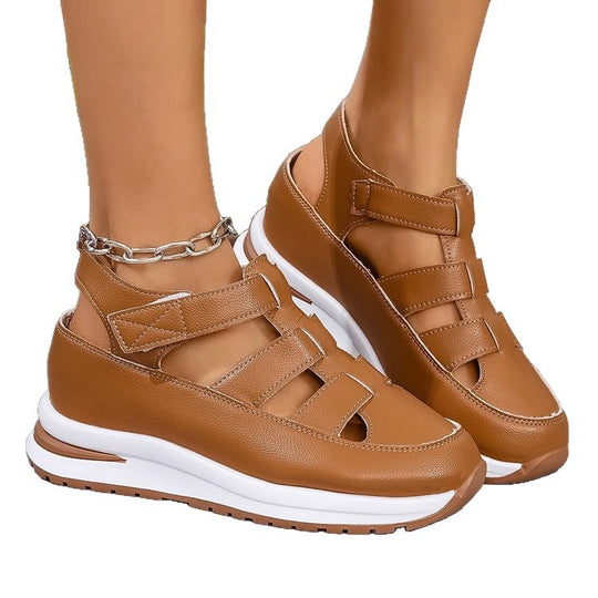 Damen  sportliche Plateaupantoletten mit verstellbarem Klettverschluss, atmungsaktiven Cut-Outs und dämpfender EVA-Laufsohle Nord Taschen