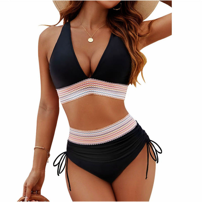 Damen Triangel-Bikini mit verstellbaren Riemen und moderner Rüschenoptik