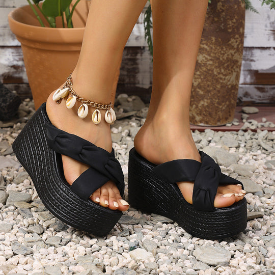 Damen Wedge-Sandalen mit modischem Kreuzriemen und komfortabler Sohle