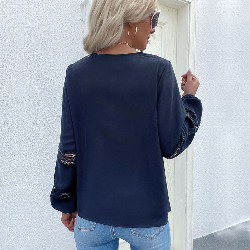 Damen Satinbluse mit V‑Ausschnitt, dekorativer Spitzenpasse und Ärmeln mit Spitzeneinsatz Nord Taschen
