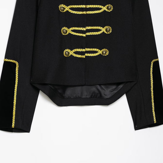 Damen Kurzblazer im Militärstil mit goldener Kordverzierung und Schwalbenschwanz Nord Taschen