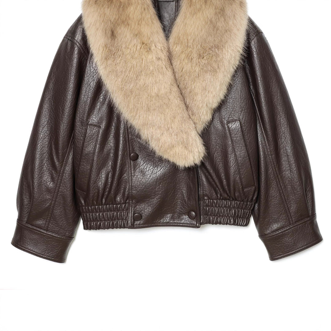 Damen Kurz geschnittene Fliegerjacke aus Lederoptik mit voluminösem Kunstfellkragen Nord Taschen