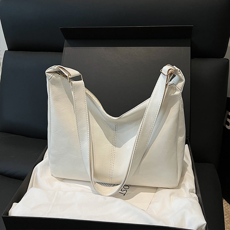 Damen Hobo-Tasche mit elegantem Design und praktischen Innenfächern Nord Taschen