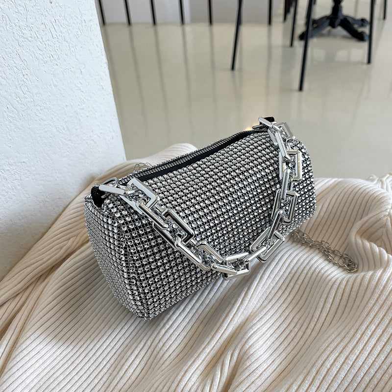 Damen Designer Handtasche mit glänzendem Obermaterial Nord Taschen
