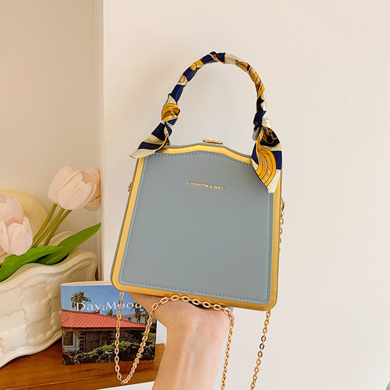 Damen Designer Handtasche mit abnehmbarem Seidenschal Nord Taschen