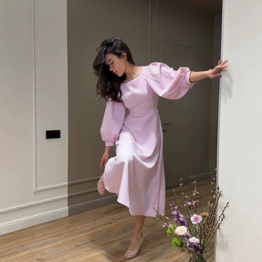 Damen Midikleid mit offenem Rückenausschnitt, voluminösen Puffärmeln und Bindegürtel Nord Taschen