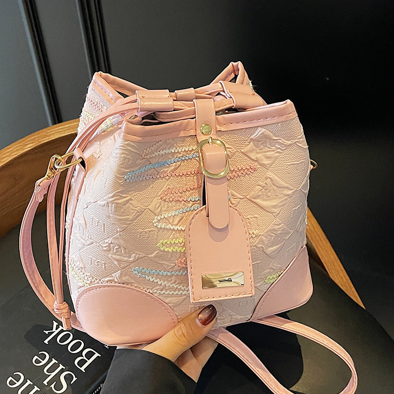 Damen Beuteltasche mit grafischem Muster Nord Taschen