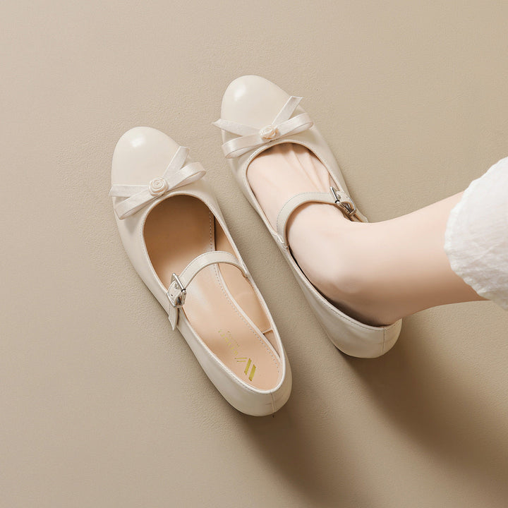 Damen Ballerinas mit elegantem Riemchen und modischer Schleifenapplikation